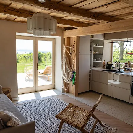 Ermenes 2 - The Vineyard Retreat With Panoramic Views On Balaton 펜션