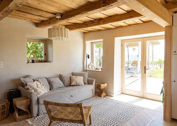 Ermenes 2 - The Vineyard Retreat With Panoramic Views On Balaton Semesterbostad Orvenyes