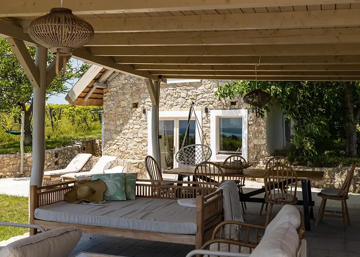 Ermenes 2 - The Vineyard Retreat With Panoramic Views On Balaton * Orvenyes