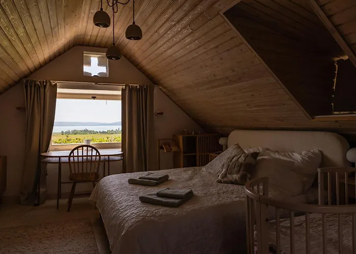 Semesterbostad Ermenes 2 - The Vineyard Retreat With Panoramic Views On Balaton *